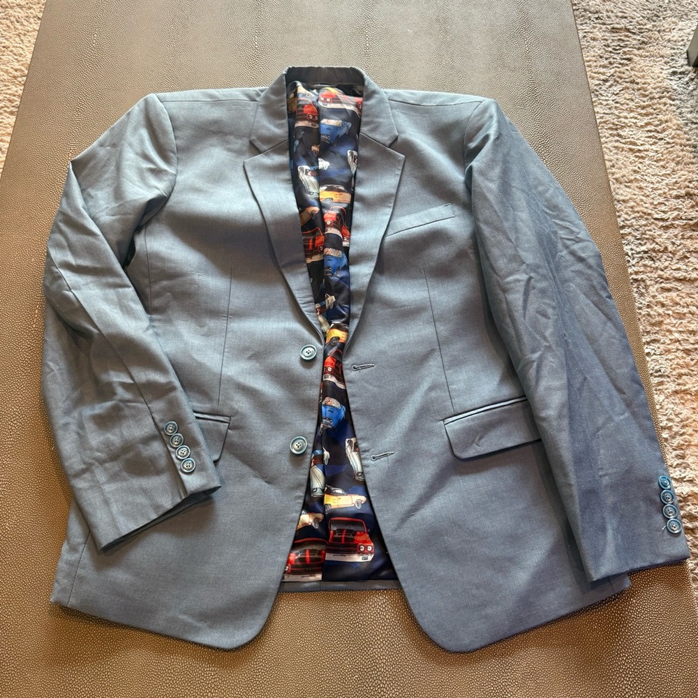 Elegant Light Blue Men's Blazer with Colorful Lining
